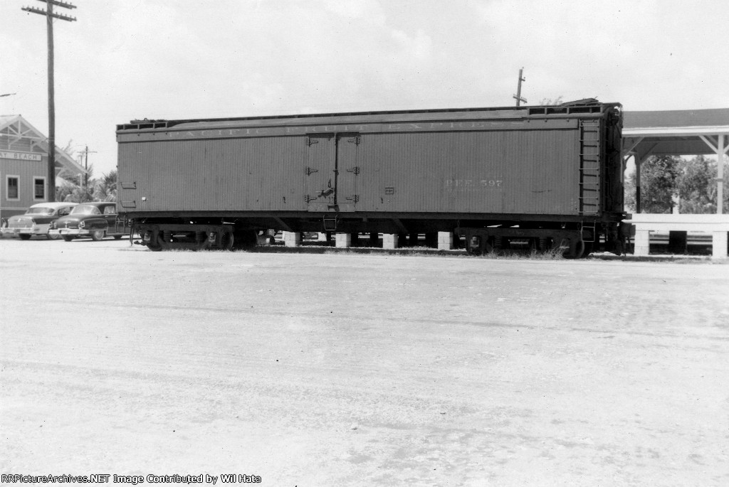 PFE Express Reefer 597